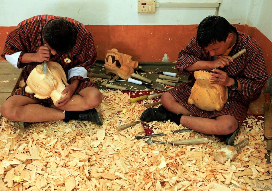 WOOD CARVING IN TRASHI YANGTSE